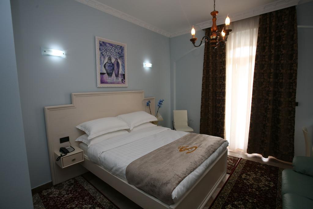 Hotel Boutique Las Тирана Экстерьер фото